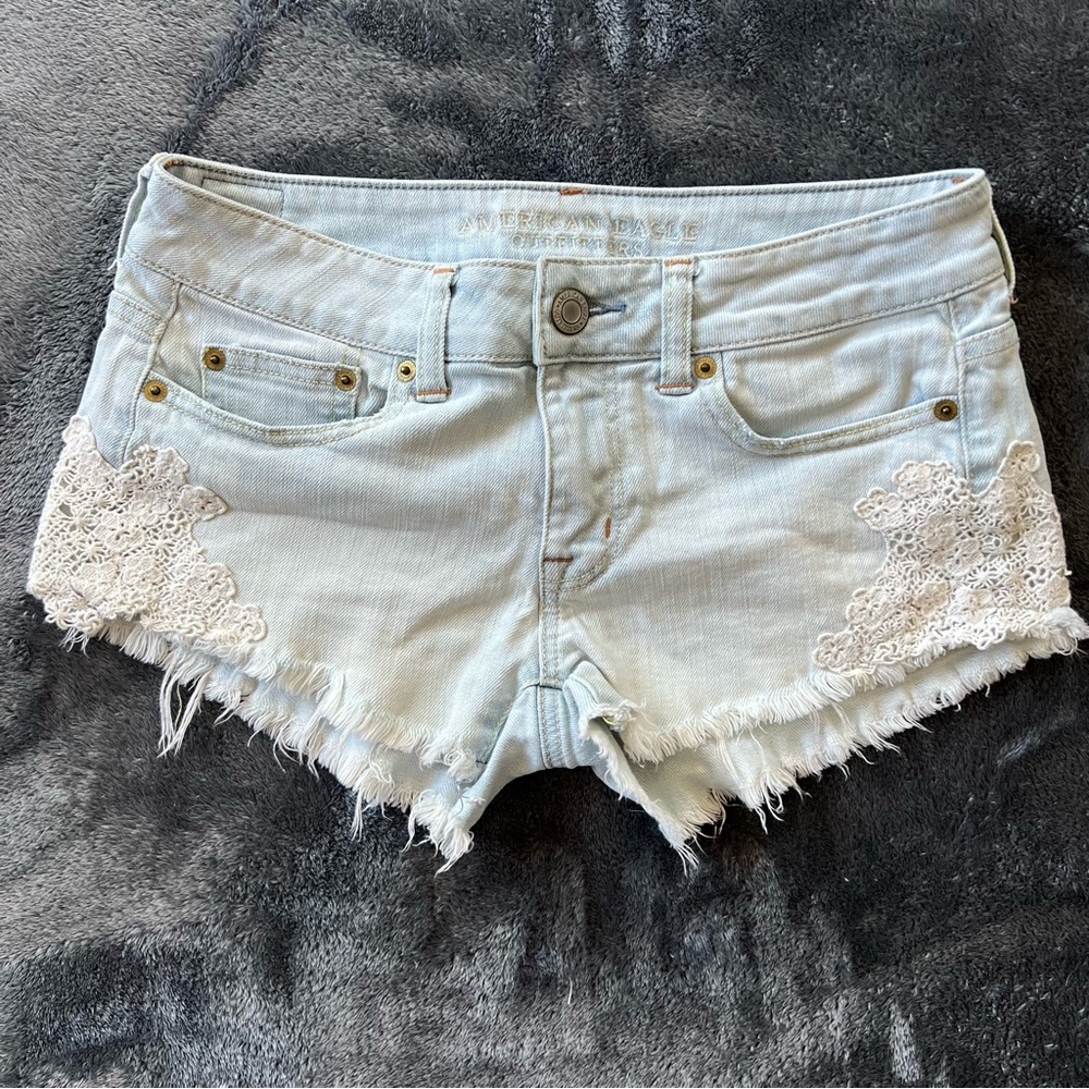 American Eagle Stretch Mid-rise Light Wash Lace Jean Shorts